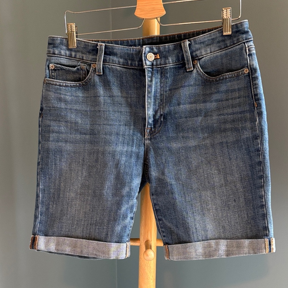 Women’ Denim shorts